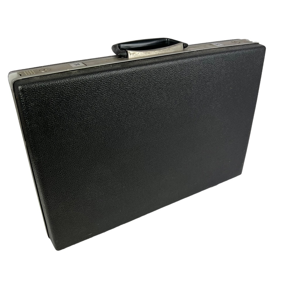 1970s Vintage Super Slim Samsonite Briefcase Hardshell Case NO KEYS 18x12x3"